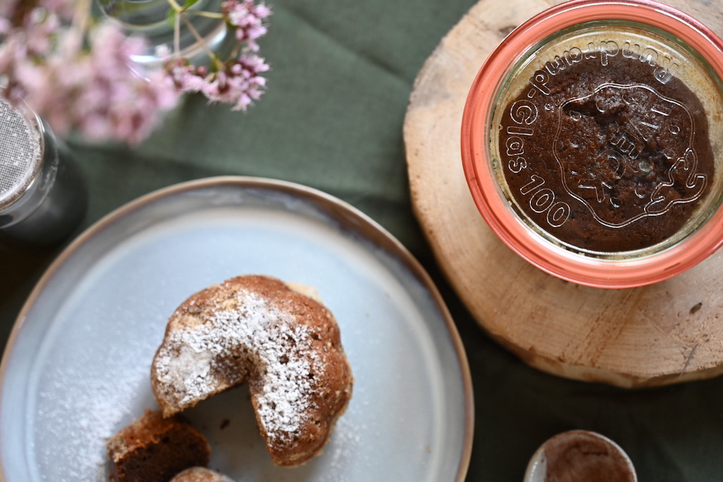 zucchini_schoko_kuchen-zucchini_rezept