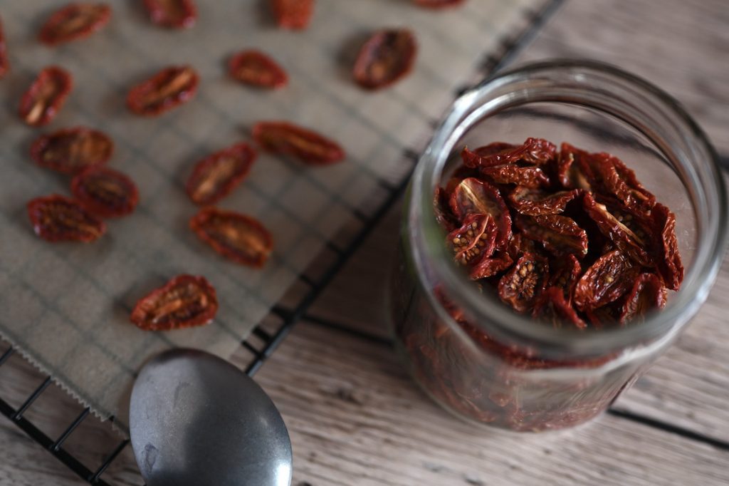 Getrocknete_Tomaten_im_Glas